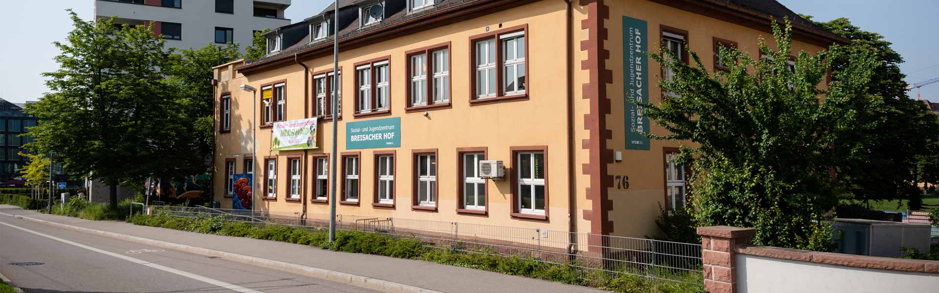 Sozial- und Jugendzentrum Breisacher Hof, Mooswald